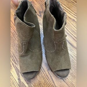 Minnetonka leather booties